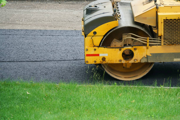 Why Choose Us For All Your Driveway Paving Needs in Pearisburg, VA?